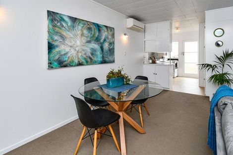 Photo of property in 2/26 James Road, Manurewa, Auckland, 2102