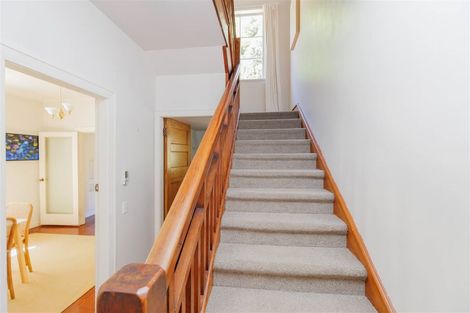 Photo of property in 11 Glen Road, Kelburn, Wellington, 6012
