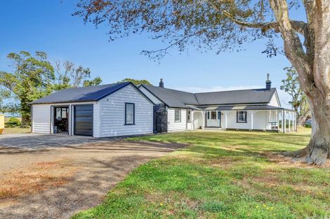 Photo of property in 208 Ngatimaru Road, Tikorangi, Waitara, 4383