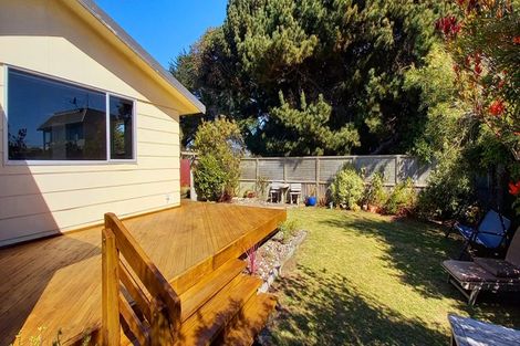 Photo of property in 36 Scott Avenue, Otaki Beach, Otaki, 5512