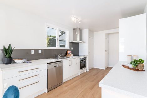Photo of property in 36 Waihora Crescent, Waitangirua, Porirua, 5024