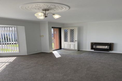 Photo of property in 17 Tui Mill Grove, Feilding, 4702