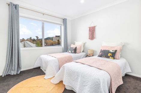 Photo of property in 8 Tieke Lane, Kenepuru, Porirua, 5022