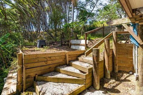 Photo of property in 79 Yorke Road, Haruru, 0204