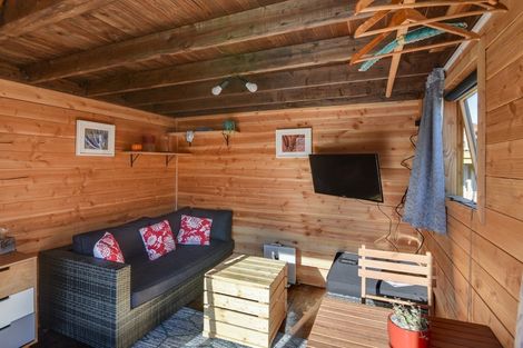 Photo of property in 13 Forbes Place, Glenorchy, 9372