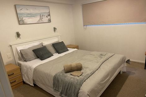 Photo of property in 281 Sturges Road, Henderson Valley, Auckland, 0612