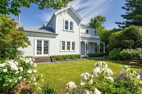 Photo of property in 17 Johnston Street, Featherston, 5710