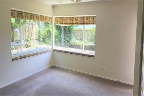 Photo of property in 43 Joseph Banks Drive, Whitby, Porirua, 5024