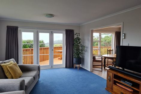 Photo of property in 20a Eastview Grove, Normandale, Lower Hutt, 5010