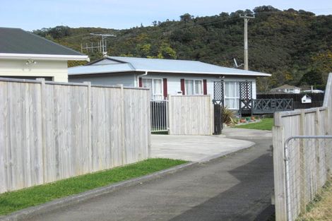 Photo of property in 10 Kilkenny Grove, Wainuiomata, Lower Hutt, 5014