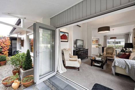 Photo of property in 78 Princes Street, Cambridge, 3434