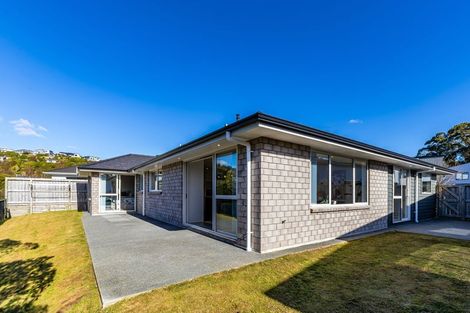 Photo of property in 13 Breakwater Way, Whitby, Porirua, 5024