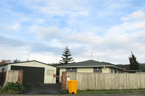 Photo of property in 66 Makarini Street, Paraparaumu, 5032