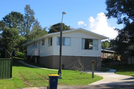 Photo of property in 20 Pitcher Place, Glen Eden, Auckland, 0602