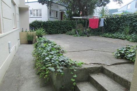 Photo of property in Zena Court, 11f8 Dufferin Street, Mount Victoria, Wellington, 6021