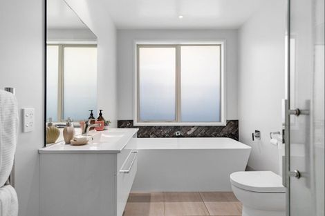 Photo of property in 63 Awatira Drive, Papamoa Beach, Papamoa, 3118