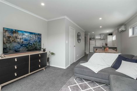 Photo of property in 27u3 Campbell Street, Frankton, Hamilton, 3204