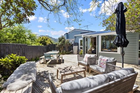 Photo of property in 6 Ardross Avenue, Khandallah, Wellington, 6035