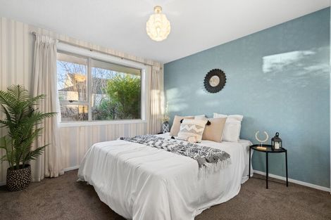 Photo of property in 2/275 Hendersons Road, Hoon Hay, Christchurch, 8025