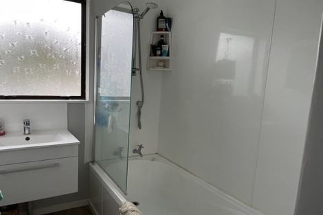 Photo of property in 4 Colonial Place, Kelvin Grove, Palmerston North, 4414