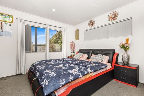 Photo of property in 42 Enuamanu Road, Favona, Auckland, 2024