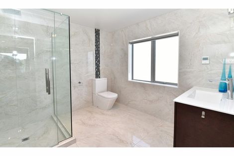 Photo of property in 13 Harvest Avenue, Orewa, 0931