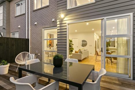 Photo of property in 10 Skylark Road, Hobsonville, Auckland, 0616