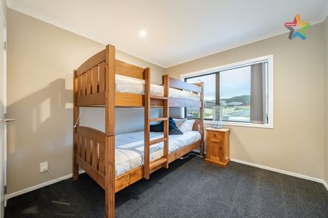 Photo of property in 6 Jack Vaughan Grove, Wainuiomata, Lower Hutt, 5014