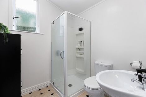 Photo of property in 78 Glenmore Street, Northland, Wellington, 6012