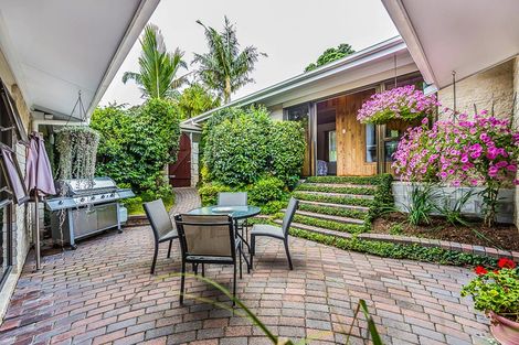 Photo of property in 3 Hebe Place, Birkenhead, Auckland, 0626