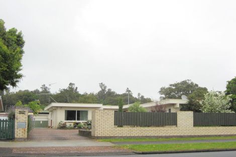 Photo of property in 32 Beach Road, Pahurehure, Papakura, 2113