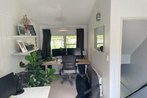 Photo of property in 4f1 Baroda Street, Khandallah, Wellington, 6035