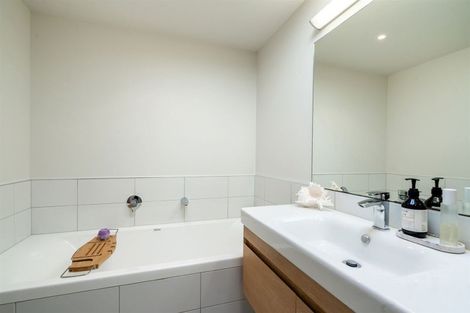 Photo of property in 249 Millwater Parkway, Silverdale, 0932