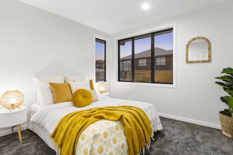 Photo of property in 17 Anglers Way, Omokoroa, 3114