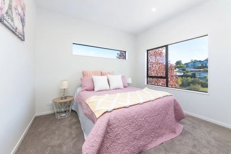 Photo of property in 7a Buisson Glade, West Harbour, 0618
