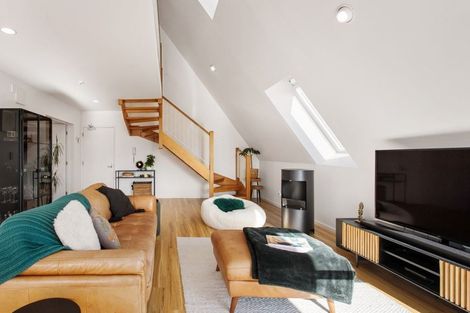 Photo of property in 22/15 Peterborough Street, Christchurch Central, Christchurch, 8013