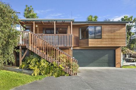 Photo of property in 50 Lorenzen Bay Road, Raglan, 3225