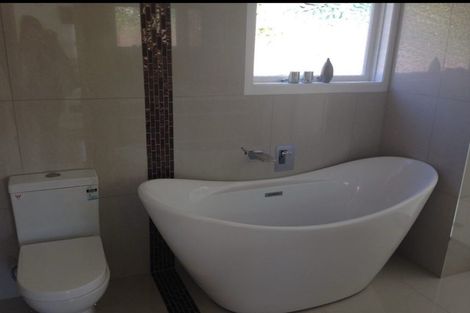 Photo of property in 1/10 Mahara Avenue, Birkenhead, Auckland, 0626