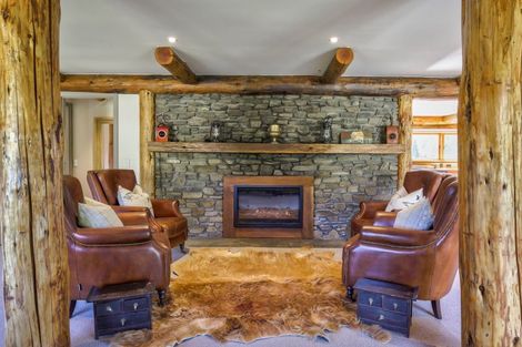 Photo of property in 21 Mount Iron Drive, Wanaka, 9305