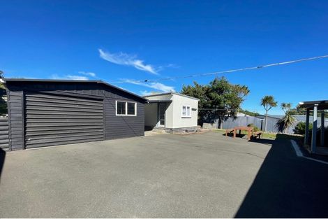 Photo of property in 86 Manuka Street, Castlecliff, Whanganui, 4501