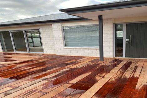 Photo of property in 33a O'dowd Road, Taradale, Napier, 4112