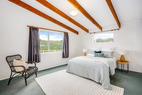 Photo of property in 26 Titiro Moana Road, Korokoro, Lower Hutt, 5012