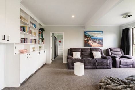 Photo of property in 31 Lake View Street, Waihola, Milton, 9073