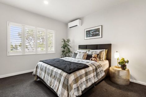 Photo of property in 24 Muritai Road, Milford, Auckland, 0620