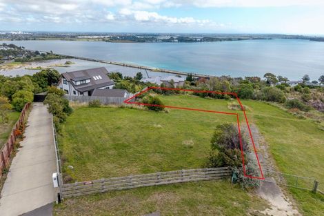 Photo of property in 31 Glendevere Terrace, Redcliffs, Christchurch, 8081