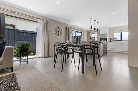 Photo of property in 37 Earp Crescent, Chartwell, 3210