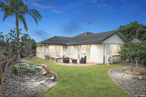 Photo of property in 50 Huntington Drive, Huntington Park, Auckland, 2013