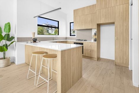 Photo of property in 7u1 Tarbett Road, Hillcrest, Hamilton, 3216