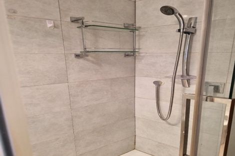 Photo of property in 2/2a Hutt Road, Manurewa, Auckland, 2102