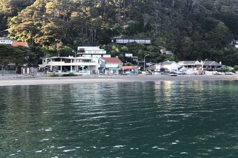 Photo of property in 616a Marine Drive, Days Bay, Lower Hutt, 5013